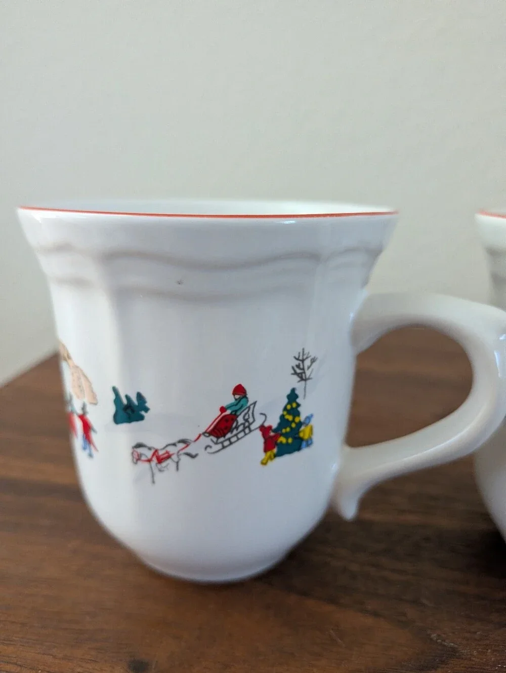Set Of 4 Vintage Farberware White Christmas #391 1995 Small Coffee Tea Mugs 3.5
